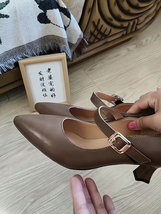 软皮一字带浅口单鞋,粗跟不累脚通勤百搭#软底软面穿上超舒服 #粗跟单鞋 #浅口单鞋 #单鞋 #尖头单鞋