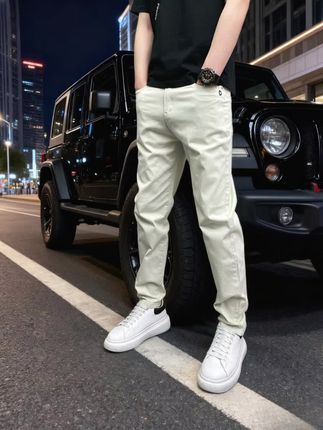 #男士休闲裤 #通勤穿搭如何摆脱土气感#就这样go去时装周#百搭裤子#流光机能风穿搭太有生命力了