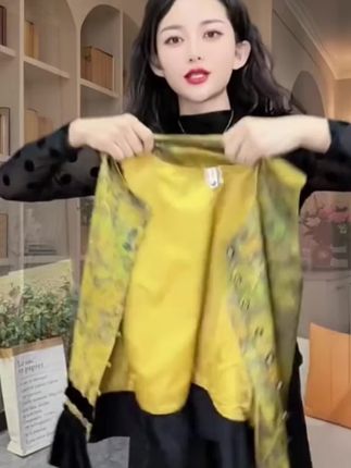 9031#新中式早秋重工提花缎面拼接马甲无袖穿搭上衣