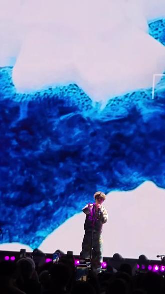 网上吐槽两句得了,现实谁不偷偷听啊#topbarry #一半一半