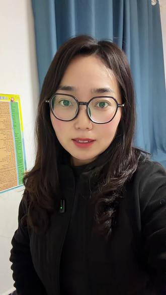 你是1976的龙吗?沙中土命,49岁了。㊗️76年的龙龙腾四海 前程似锦#76年的龙 #属龙人 #情感 #DOU➕上热门 #口播