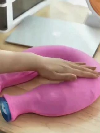 保养肩颈只需要这样一个#热水袋 #颈部保养 #小东西大用处