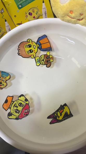 成功混入汪汪队内部🥳#狗狗 #汪汪队 #画画
没有困难的工作,只有勇敢的修勾~#漂浮笔