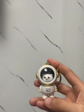 握草 买成盗版了#潮玩 #潮玩手办 #没点艺术细胞刷不到 #公仔