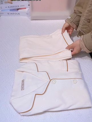 冬季德绒睡衣保暖套装#睡衣家居服 #冬季睡衣 #面料柔软舒适 #保暖又好看