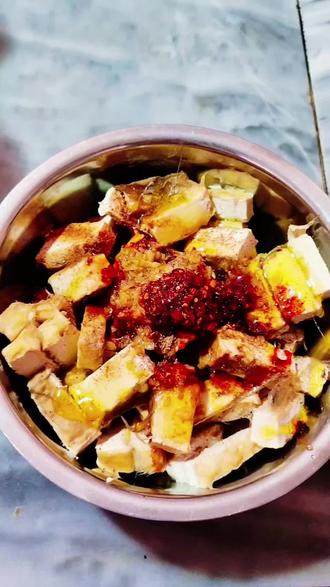 家人们!超下饭的蒸霉豆腐,霉香浓
郁,入口即化#抖音美食推荐官 #分享家乡美食 #开胃小菜