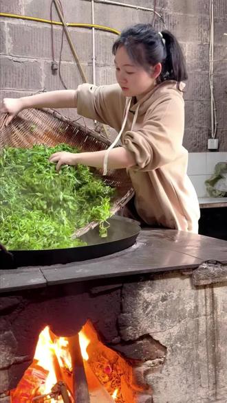 亲情往往就是体现在一个清明粑,一句简单的关心上面#新农人计划 #我的乡村生活 #青团