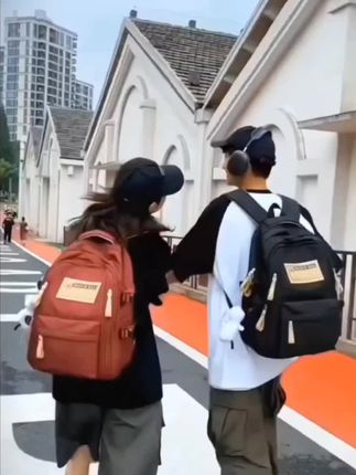 双肩包新款时尚学生书包日系ins简约韩版初高中生大学生背包#双肩背包 #旅行包 #开学必备