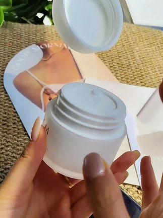特别是皮肤粗糙暗沉的姐妹一定要试试它!真的一用一个好#欧诗漫发光面膜#护肤分享