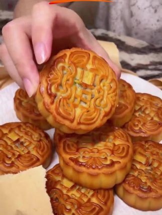 #月饼 #五仁月饼 #香酥月饼