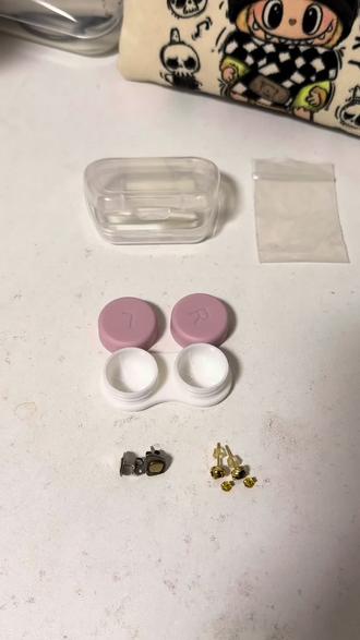 0成本耳钉收纳盒 省钱小妙招
#耳钉收纳 #耳钉收纳盒 #真实生活分享计划 #谁还没个隐藏技 #美瞳盒