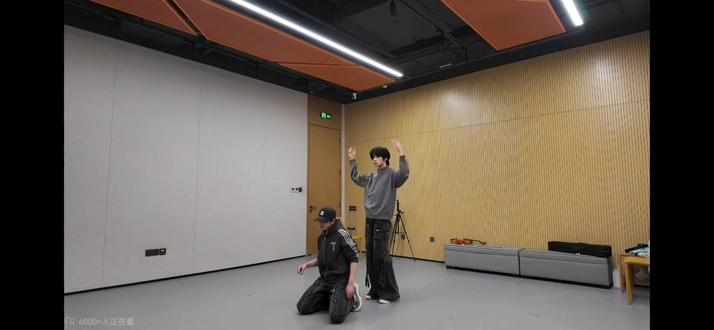 一秒都不舍得剪
#橹穆 #穆祉丞 #王橹杰 #练习室 #新音