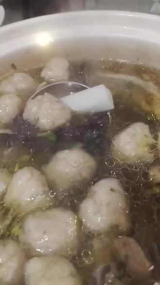 #我要上热门 #为家乡美食打call #家乡特色美食 #动手自己做美食 #家乡特色小吃 手工制作肉丸子