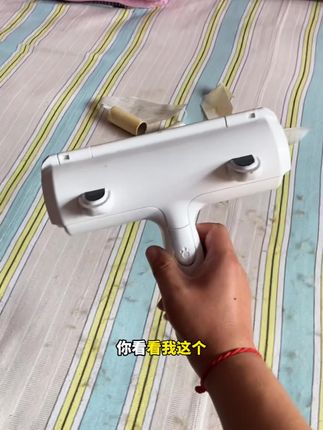 这个便宜的刷毛器不仅能清理猫毛狗毛头发,还没有消耗品 可以反复实用#粘毛器 #刷毛器 #强烈推荐 #懒人必备 #养宠人