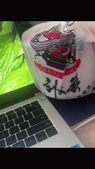 “人这一生何尝不想找一个可以无条件偏向自己的人呢”#紫薯精 #刘文祥 #偏爱和例外