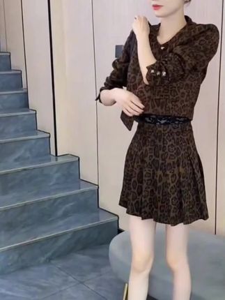 #时尚套装#休闲套装#洋气减龄 #休闲减龄穿搭 #时尚穿搭