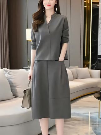 休闲时尚套装女2025春秋新款洋气减龄遮肚子显瘦大码半身裙两件套#休闲套装减龄 #休闲套装两件套 #春秋穿搭 #半身裙搭配 #洋气减龄
