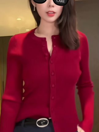 #女装穿搭 #减龄显瘦穿搭 #谁穿谁好看 #显高显瘦穿搭 #复古显瘦针织衫