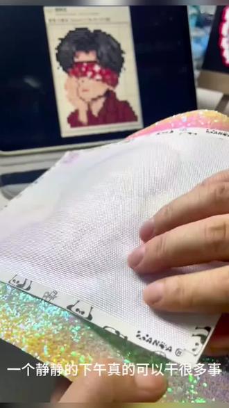 我宣布粗闪片绝配#拼豆 #手作diy #格利特烫 #hellokitty #好物推荐🔥