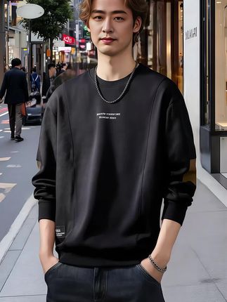 #春秋穿搭 #男生穿搭 #时尚休闲穿搭 #潮男穿搭 #男士春秋拼接针织卫衣