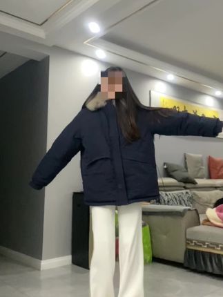 #针织裤子 #白色糯米裤 #慵懒风穿搭 #秋冬穿搭 #时髦穿搭