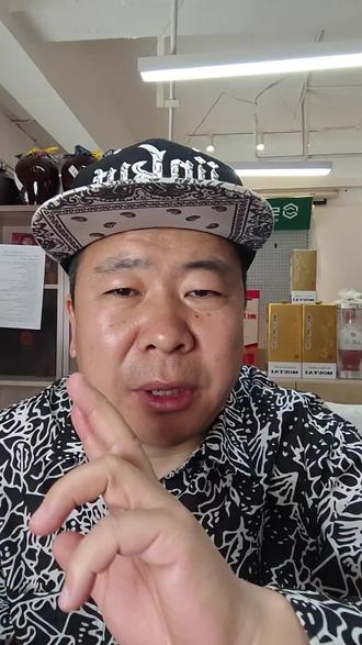 交通法规 #交通法规 #绿灯亮了我也应该走了 绿灯不走要处罚吗!