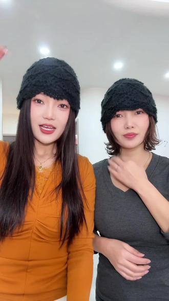 姐妹你就说好不好看,镂空手工针织包头帽,长发短发卷发直发都适合,保暖百搭超洋气#堆堆帽#帽子 #配饰分享#美女#搭配你的高级范儿