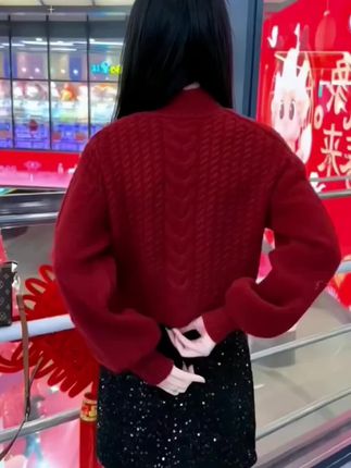 #潮流时尚穿搭 #高腰a字裙 #亮丝半身裙 #短裙 #藏肉显瘦穿搭