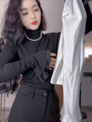 #喇叭袖打底衫 #打底衫 #显瘦 #温柔风穿搭 #单穿内搭都好看