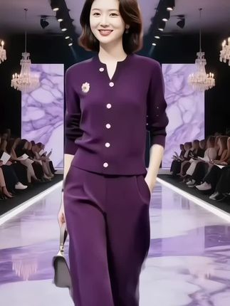 #气质女神范儿 #韩版简约女装高端设计感春秋优雅高级毛衣开衫松紧腰休闲裤两件套#休闲减龄穿搭 #如何通过穿搭摆脱路人感#早秋穿搭三分钟出门不是梦