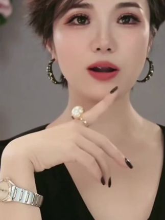 #饰品分享 #时尚饰品 #优雅气质 #精品耳饰 #美出新高度