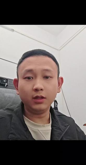 用上了“ai谷歌浏览器”也是我的福气T.T
大家最好检查一下自己的浏览器,因为这种浏览器很有可能会获取你的账户密码。