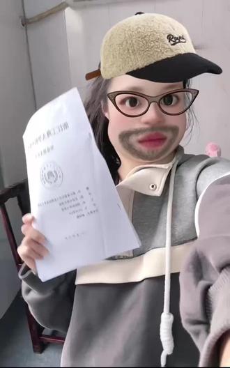 翻到了去年答辩完论文的视频