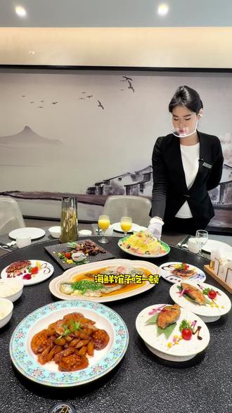 新小鲜海鲜小馆 168套餐午餐可用,吃海鲜的好地方,平价不贵#新小鲜海鲜小馆 #海鲜餐厅