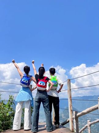 点头yes摇头no背上乐迪 gogogo.#户外 #乐迪飞侠 #爬山#包