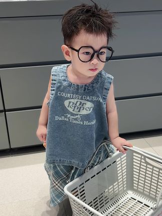 时间的宝贵,在孩子身上体现的淋漓尽致#男宝穿搭 #潮童穿衣搭配 #萌娃穿搭 #童装萌娃穿搭 #宝妈推荐 @DOU+小助手