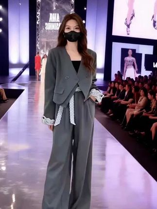 #西装 #挑战中式美学穿搭天花板 #一击即中的夏日穿搭 #盛夏穿搭扫货季 #夏秋穿搭小过渡