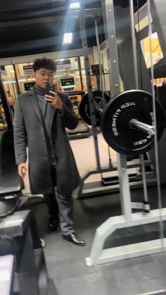 给大家普及个知识点就是1公斤等于2.2磅,然后一斤等于1.1磅,大家还是要做一个了解