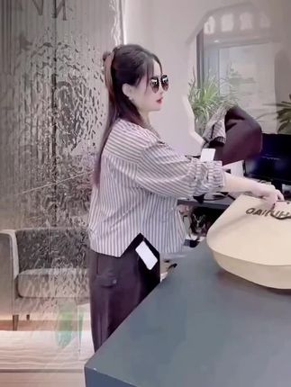 时尚潮流百搭精品女装dgd5195#爆款热卖中