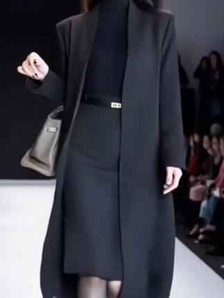 #优雅气质 #女性穿搭 #女款大码风衣