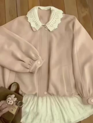 焦糖泡芙 花边领麂皮绒短外套女秋季新款甜美风气质花苞夹克上衣#今日穿搭 #甜美穿搭 #约会穿搭 #韩系穿搭 #学院风穿搭