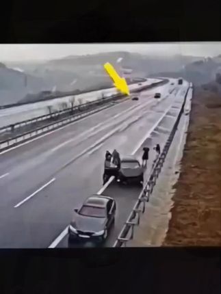 强反光汽车警示贴