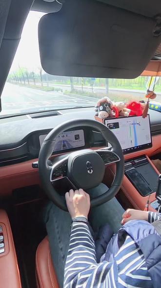 智驾大赛让我遇到很多美好
#华为乾崑智驾公开赛
#ADS伴我行
#AITO车友圈
#问界M7
#问界春季养护tips