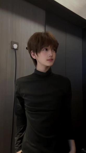 战斗脸来支持#君笑摇 @刘君笑