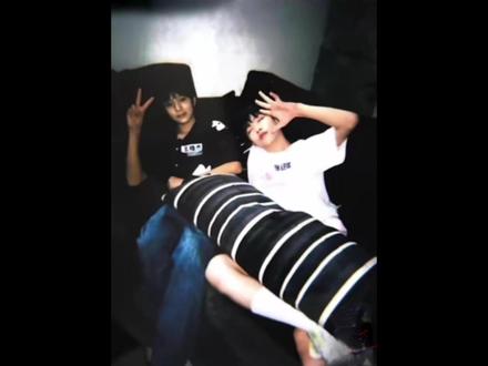 “你知道为什么老鼠喜欢挖泥吗 因为耗爱泥呀”
“我爱橹橹"
“不想离开王橹杰”
“终于回来啦 我好想你王橹杰”
“让张函瑞来说不要你来说”
“希望我们的友谊能够根深蒂固,更进一步”
“以后的情谊我相信也会愈来愈好的”
“为啥 他为什么一个人呢”
“王橹杰我完了 这个地方 对我就是这个地方”
“张函瑞的眼睛一个人可以抵五个人”
“冬天快乐哟是张函瑞 绝对是他”
“张函瑞他不会把我的字打错”
“我的好朋友也来勒!”
“我跟他找到了很多共同点”
“不可遏制的毫无理由的就喜欢上了他”
“不愧是我的王橹杰 谢谢你来sdfj陪我”
“王橹杰回来了!!”
"我就是想和他睡啊”
“我只想当你的队员”
“张函瑞是我最好的朋友”
“我们是好朋友”
“不想离开王橹杰”
“我给你的特殊备注”
“你一直用着我给你取的名字”
“新的一年希望自己可以开开心心的然后每天都见到王橹杰”
“我们是要一起养老的”
“张函瑞这一年一直陪伴我”
“他怎么会以为我心情不好是因为他呢”
“过来拍照这是我新买的拍立得”
“我们两个都是属于话匣子打并就停不下来的那种”
“他一直陪伴在我身边”
“我二选一 我选王橹杰”
“我们家王橹杰天天陪着我”
即使吵架 我也依然选择你
你永远是我的首选我也是
#橹瑞 #养成系