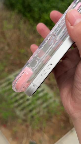 简直离谱!iPhone17promax带壳掉漆了!!!!才几个月的时间啊,我真服了!!!#iphone17promax #iphone17promax手机壳 #好物分享 #科技数码