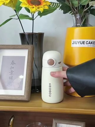 吸管保温杯孕妇产妇专用带重力球躺着喝水杯子成人儿童高颜值女士 孕妇产妇专用带重力球躺着喝水杯子#成人儿童高颜值女士#吸管保温杯#学生保温杯#孕妇吸管保温杯