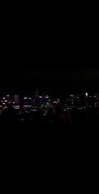 2026年香港维港烟花倒数10s,等了三个小时可以换一个赞吗#香港 #香港烟花 #维多利亚港 #2026