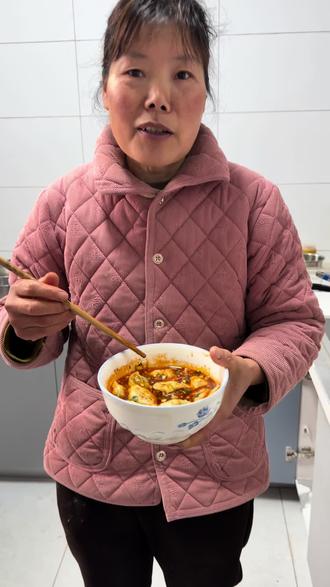正月十五过年吃饺子,谁没吃都来吃来#纯手工制作美食 #分享家乡美食 #味道好极了你们想吃吗 #美食纯手工制作