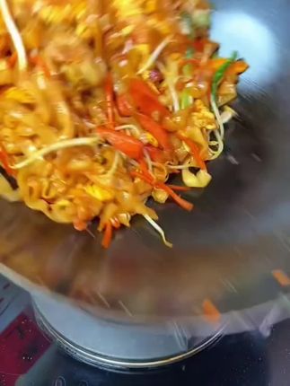 干炒牛河#家庭美食家常菜 #家常菜 #美食 #家常美食 #美食视频